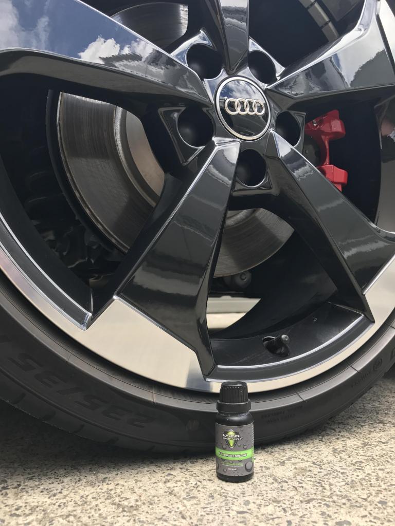 black audi rim wheel protect