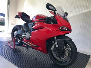 Ducati 959 protected with 9H-LDC
